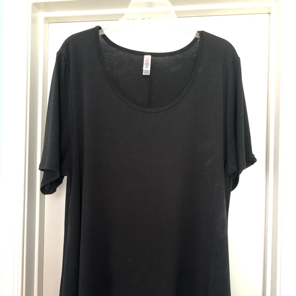 LuLaroa Classic T.  Dark Grey.  2XL.  Mint!!